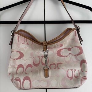 Coach Signature Hamptons Hobo Style NO. 7028
